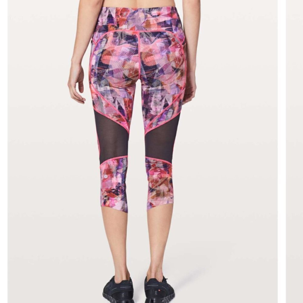 Lululemon On Pace Crop Sun Dazed Multi Pink 2 - Picture 2 of 7